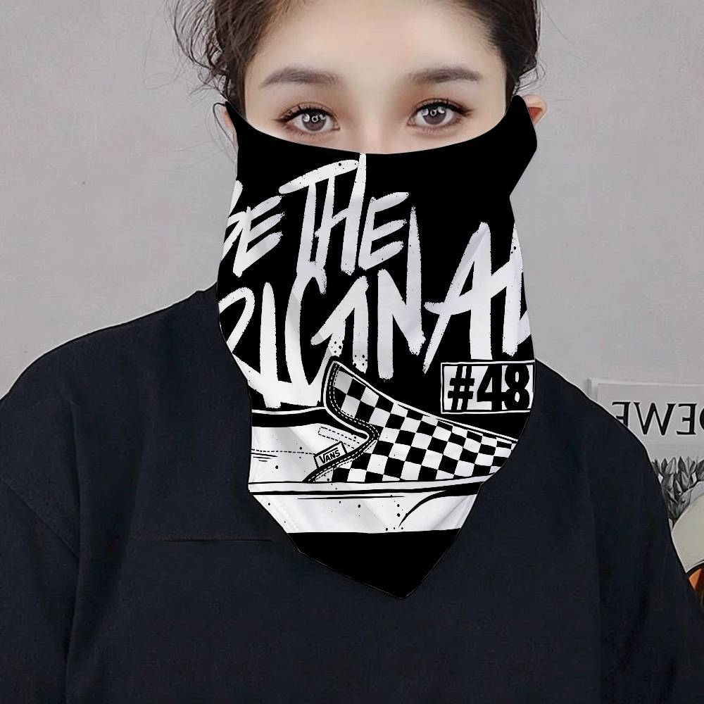 Masque facial multifonctionnel - Outdoor Adventure Vans avis et prix
